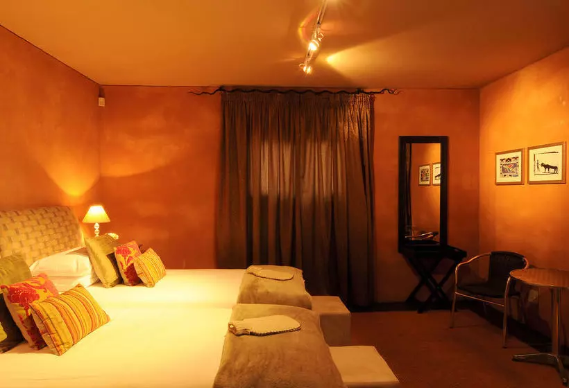 膳宿费 Sherewood Lodge