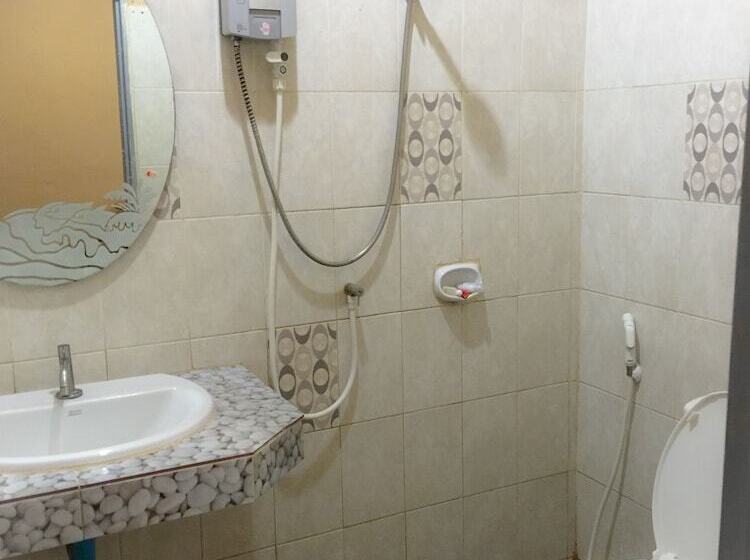 Pensió Wandee Guesthouse