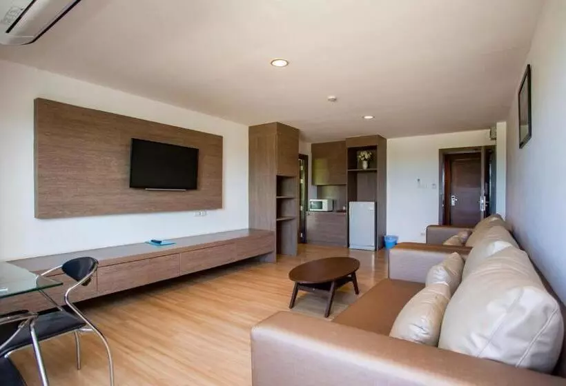 Sea Paradise Hotel Sattahip