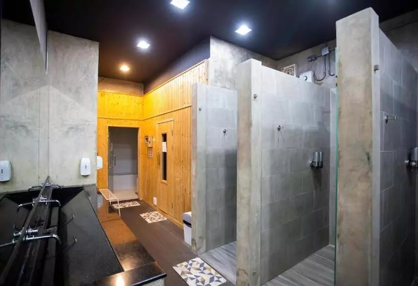 Sea Paradise Hotel Sattahip