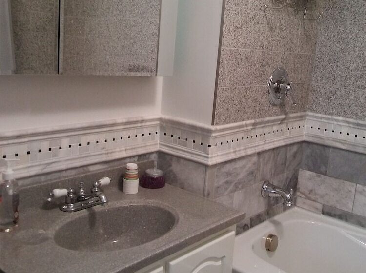 צימר Paducah 1895 Washington