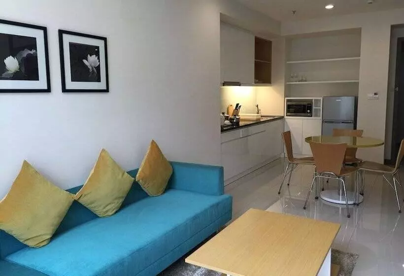 Bluesky Serviced Apartment Airport Plaza