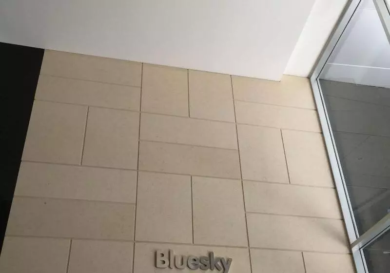 Bluesky Serviced Apartment Airport Plaza