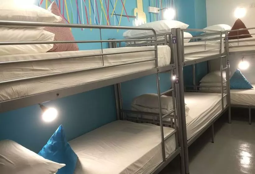 Five Stones Hostel
