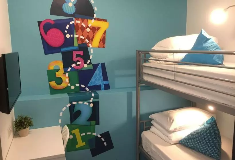 Five Stones Hostel