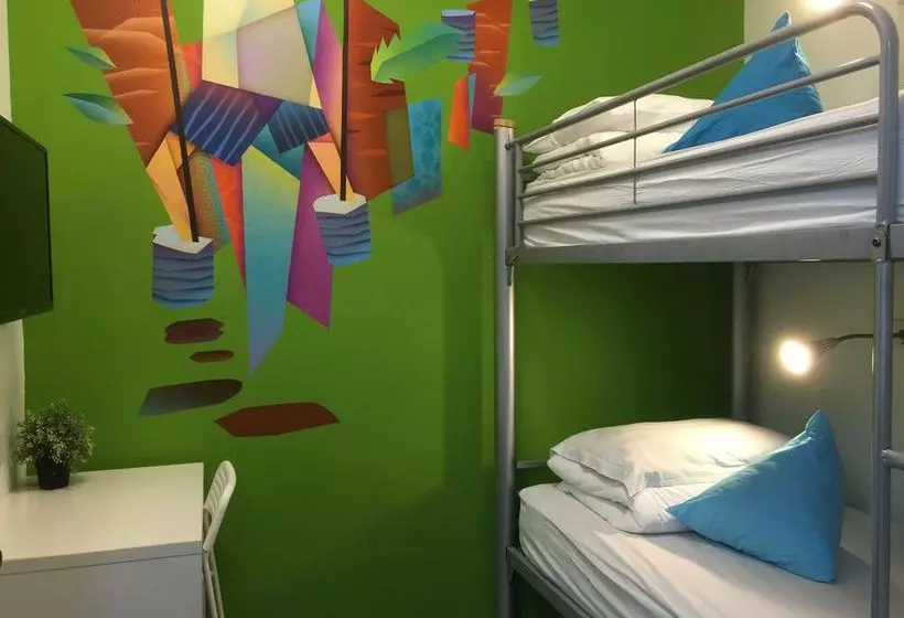 Five Stones Hostel