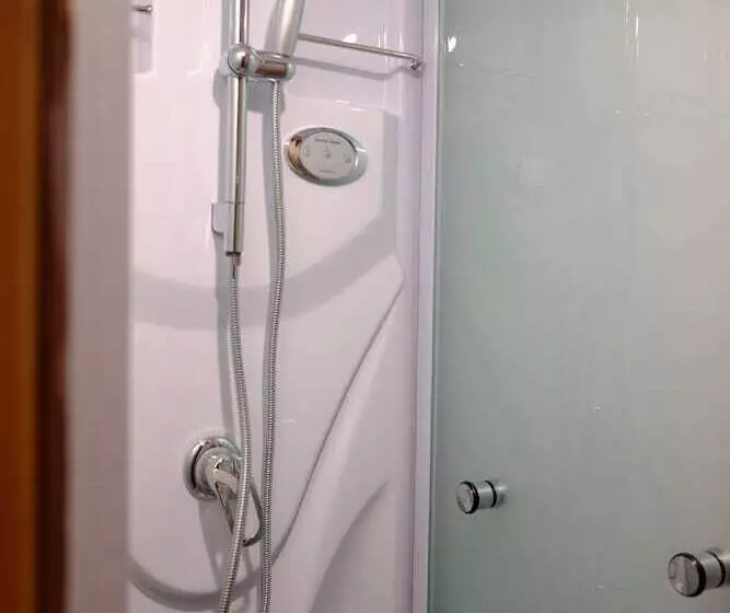 Guest House Asahikawa Ride   Hostel