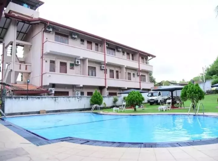 Hotel Airport Green View Resort