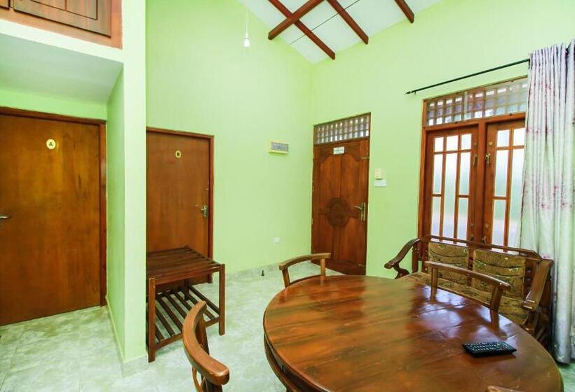 Отель Airport Green View Resort