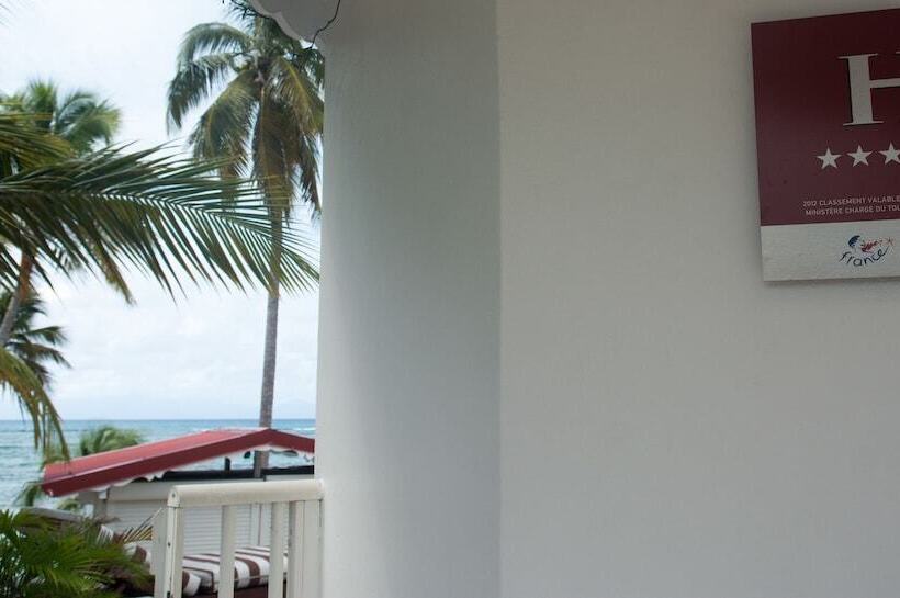 هتل Coco Beach Mariegalante