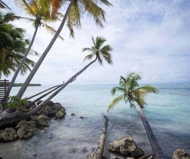 هتل Coco Beach Mariegalante