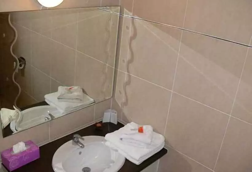 هتل Coco Beach Mariegalante