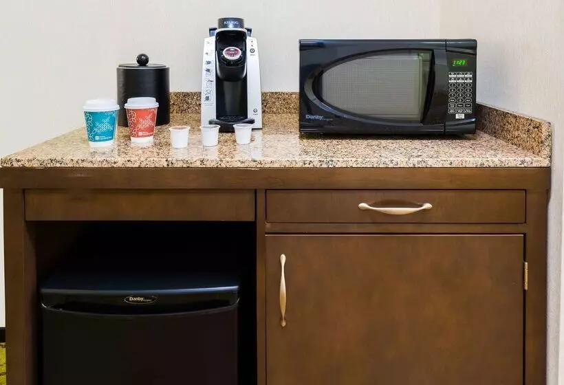 ホテル Hilton Garden Inn Wayne