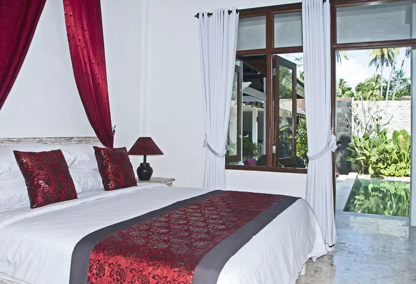 בית מלון כפרי Lombok Senggigi