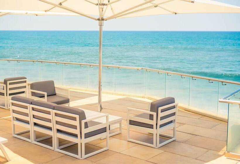 هتل Los Farallones