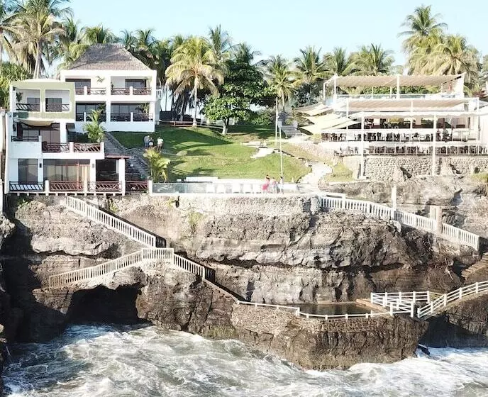 هتل Los Farallones