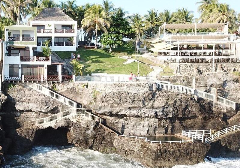 هتل Los Farallones