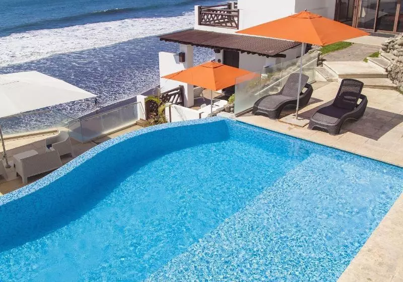 هتل Los Farallones