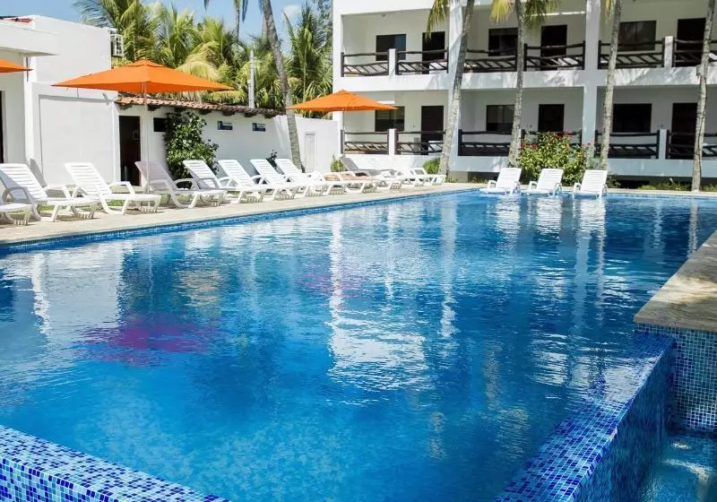 هتل Los Farallones