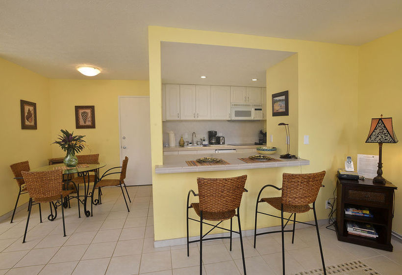 Отель Maalaea Kai 305