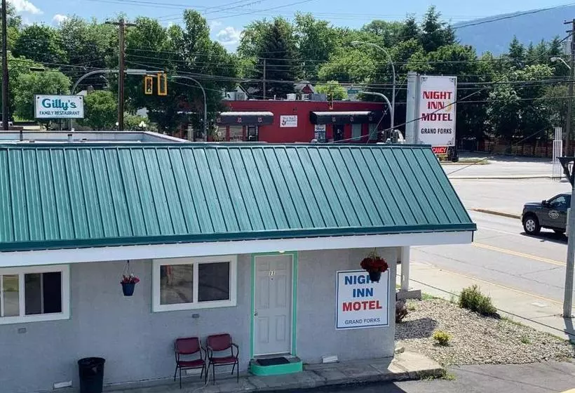 Hotel Night Inn Grand Forks