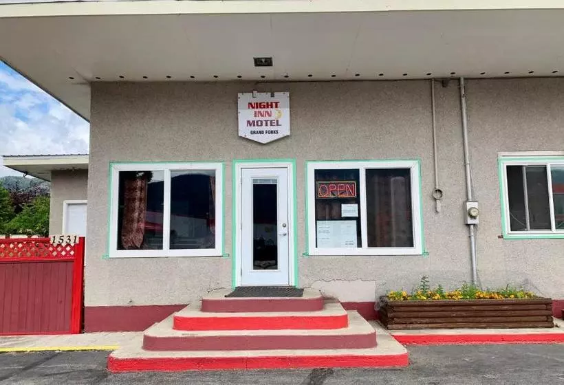 Hotel Night Inn Grand Forks