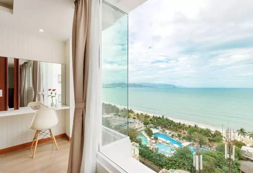 Paris Hotel & Apartment Nha Trang