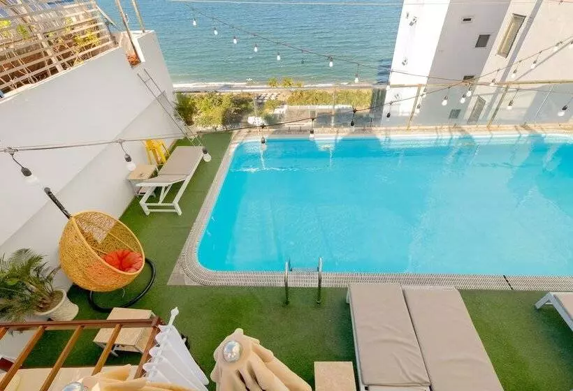Paris Hotel & Apartment Nha Trang