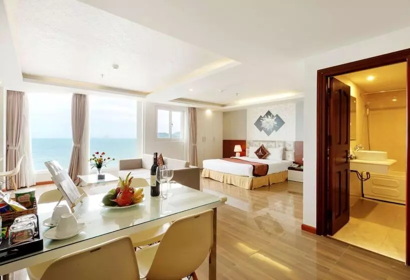 Paris Hotel & Apartment Nha Trang