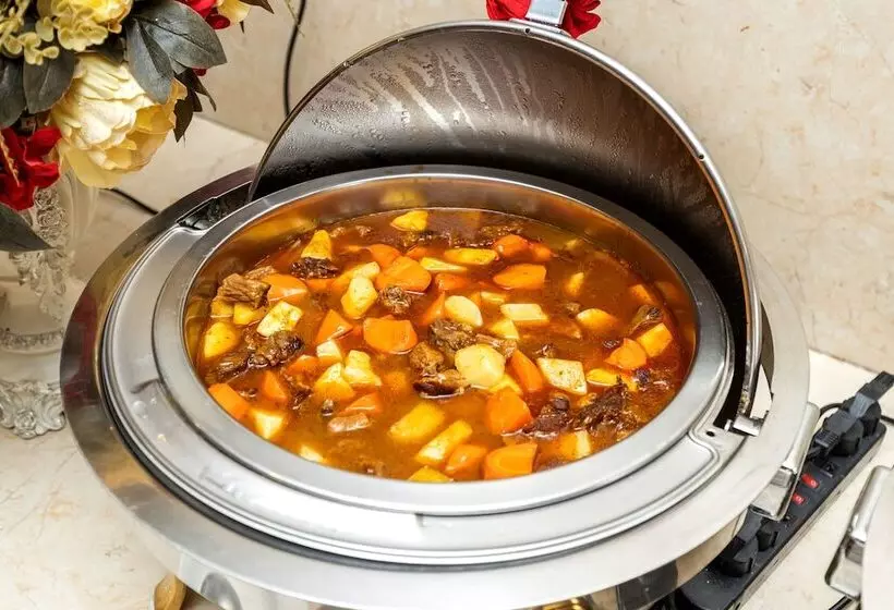 Paris Hotel & Apartment Nha Trang