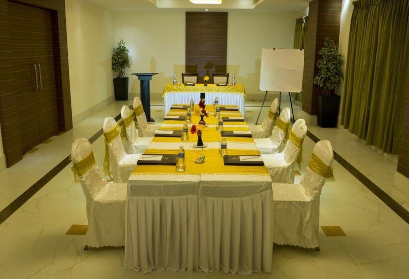 Poppys Hotel Madurai