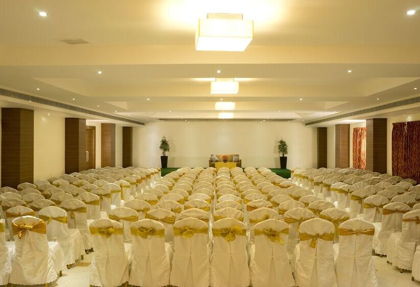 Poppys Hotel Madurai