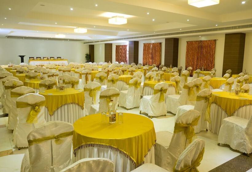 Poppys Hotel Madurai