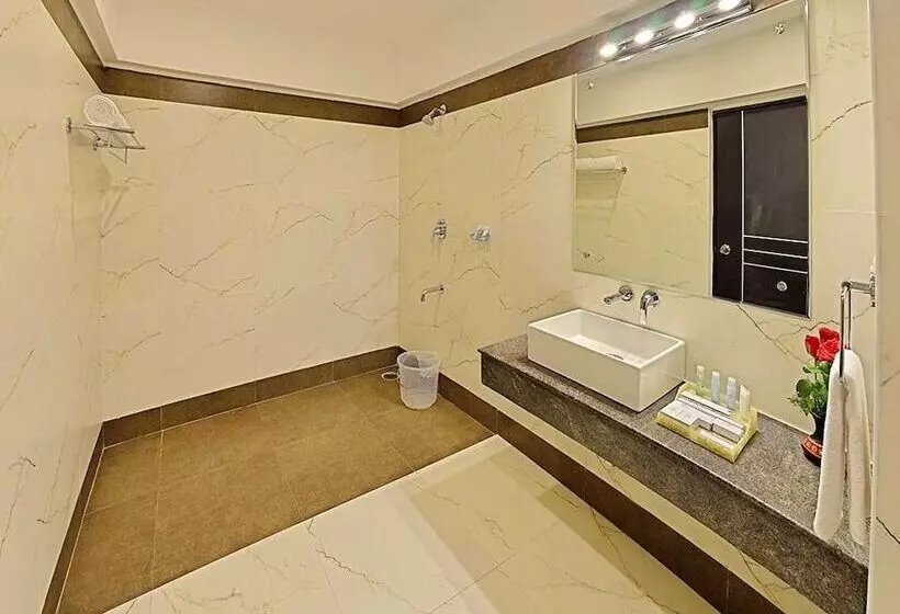 Poppys Hotel Madurai