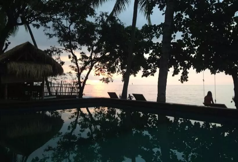 Отель Rinjani Beach Eco Resort