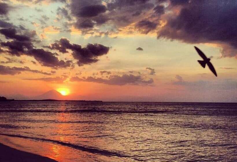 فندق Rinjani Beach Eco Resort