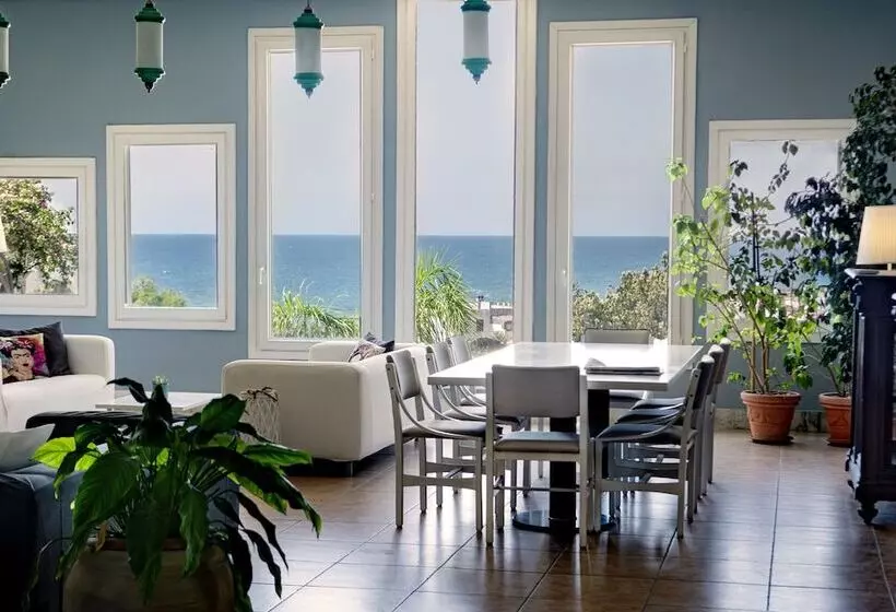 ホテル Sinuessa Terme