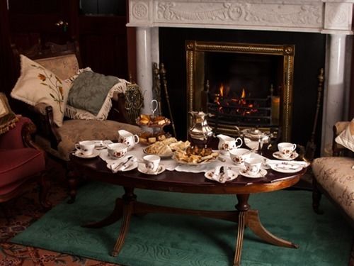 مبيت وإفطار Ballinahoun House