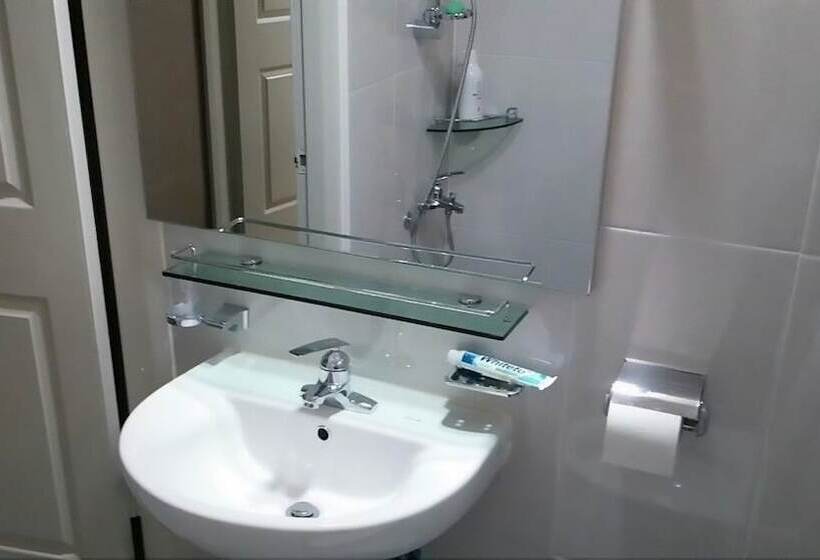 بنسيون Oxbloodk