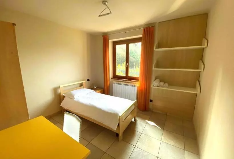 פנסיון Vela Di Soleville Camere Con E Senza Vista Lago Con Ristorante & Pizzeria