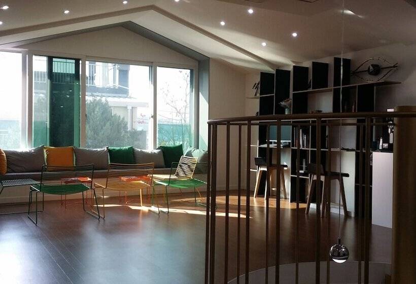 Pensjonat Ye4 Guesthouse