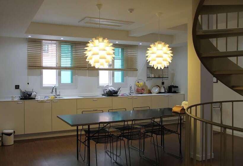 Pensjonat Ye4 Guesthouse