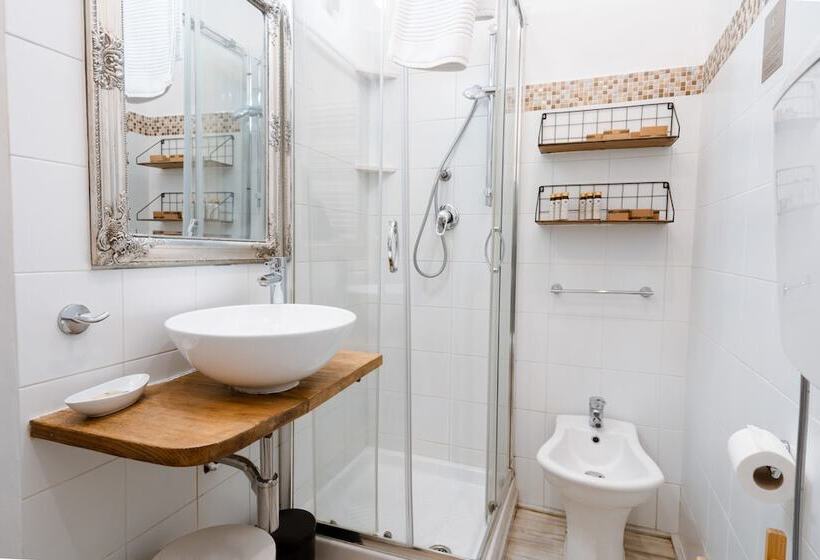 مبيت وإفطار Le 5 Terre La Spezia