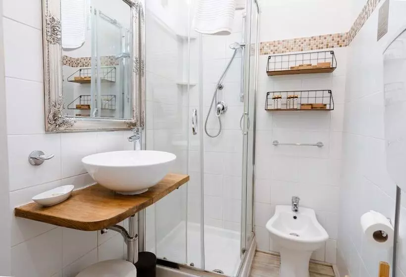 مبيت وإفطار Le 5 Terre La Spezia