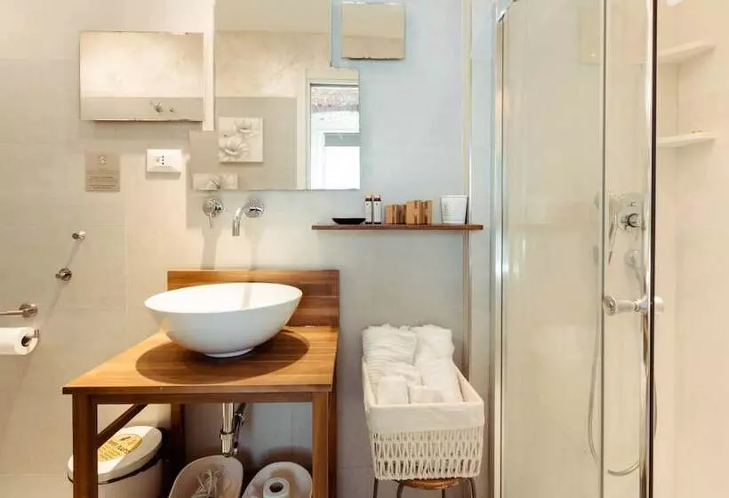 مبيت وإفطار Le 5 Terre La Spezia