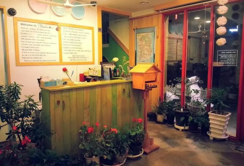 Blue Backpackers Hostel