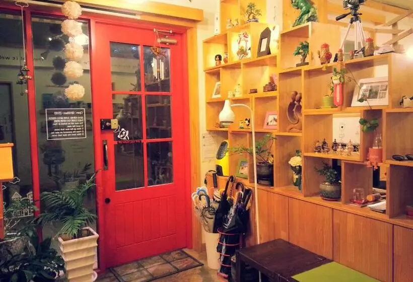 Blue Backpackers Hostel