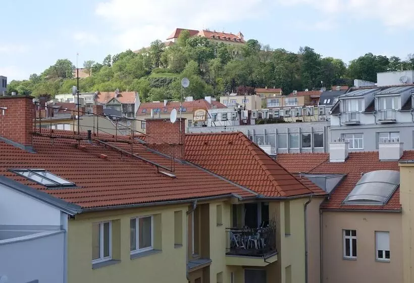 Eel Accommodation Brno