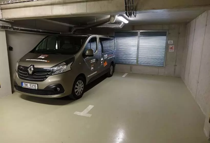 Eel Accommodation Brno