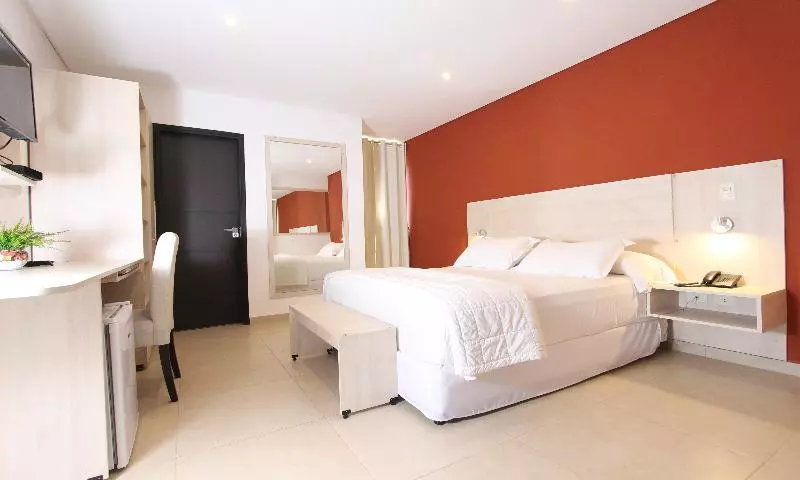 هتل Danieri Asuncion